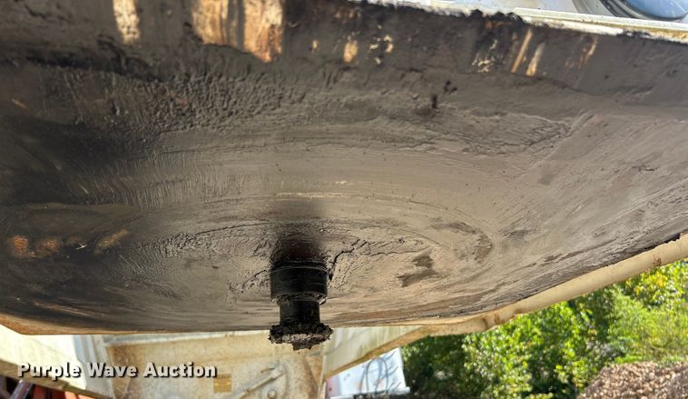 image for item ET3111 2012 Construction Trailer Specialist BDT-40 bottom dump trailer