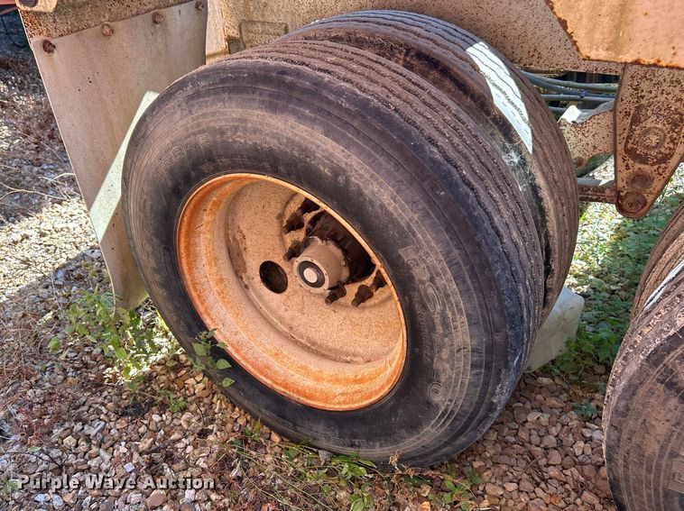 image for item ET3111 2012 Construction Trailer Specialist BDT-40 bottom dump trailer