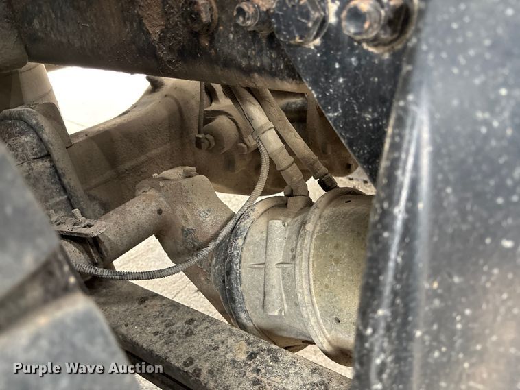 image for item ET4504 2009 Freightliner Business Class M2 rollback truck