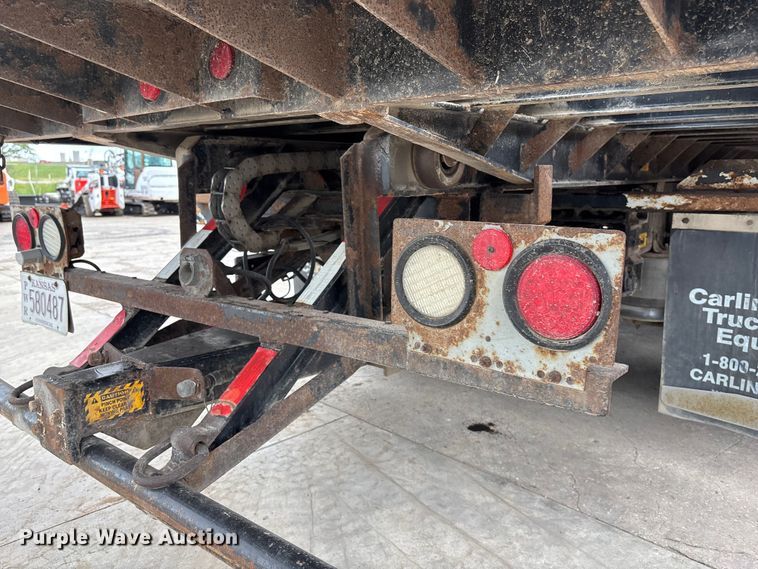 image for item ET4504 2009 Freightliner Business Class M2 rollback truck