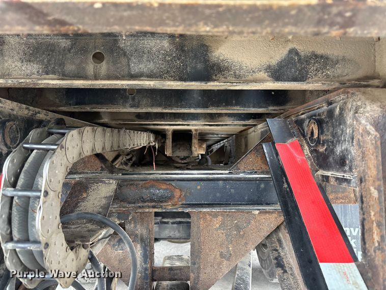 image for item ET4504 2009 Freightliner Business Class M2 rollback truck