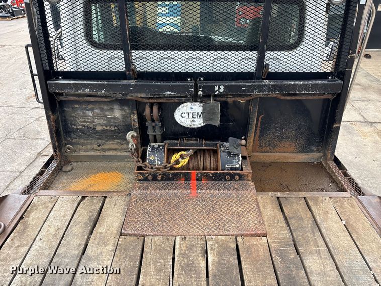 image for item ET4504 2009 Freightliner Business Class M2 rollback truck