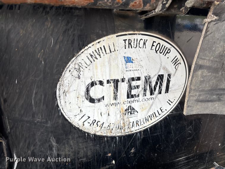 image for item ET4504 2009 Freightliner Business Class M2 rollback truck