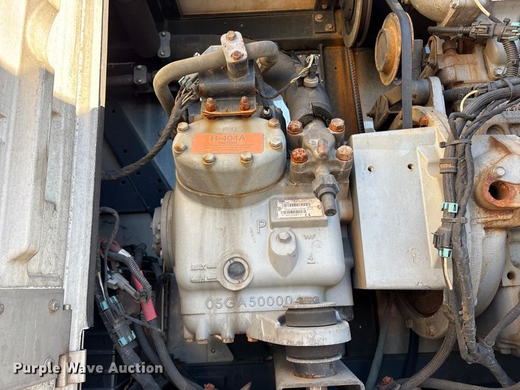 image for item ET8537 2013 Great Dane ETL-1114-12048 refrigerated van trailer