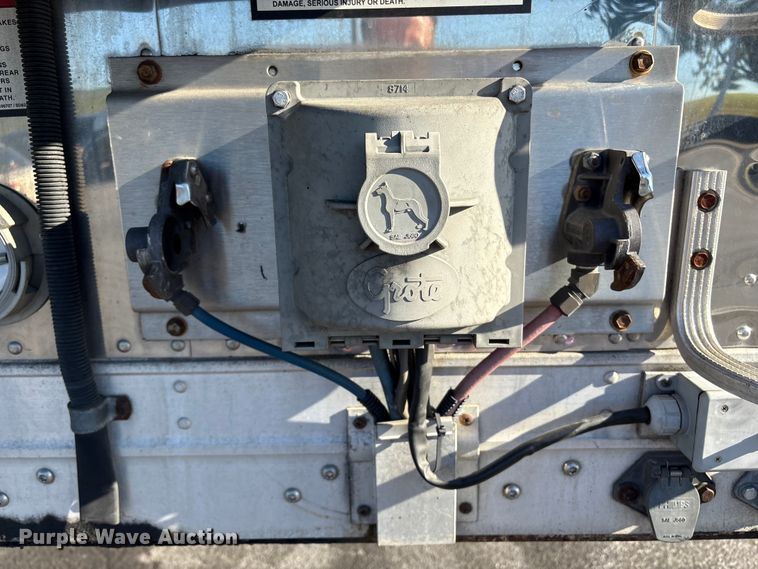 image for item ET8537 2013 Great Dane ETL-1114-12048 refrigerated van trailer