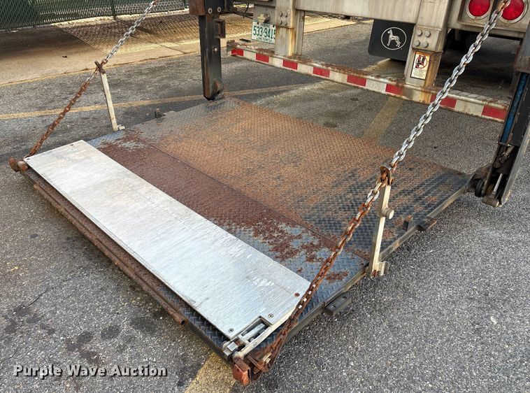 image for item ET8537 2013 Great Dane ETL-1114-12048 refrigerated van trailer