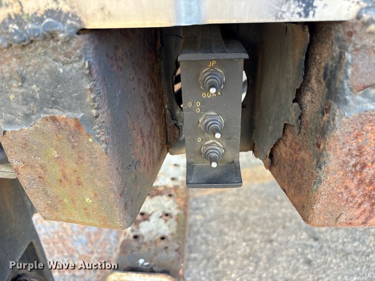 image for item ET8537 2013 Great Dane ETL-1114-12048 refrigerated van trailer