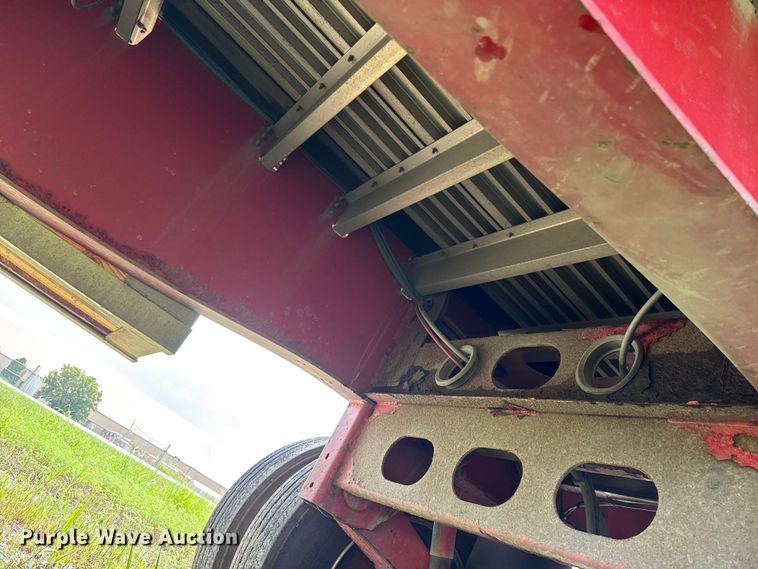 image for item EU2181 2016 Wilson CF-1080 flatbed trailer