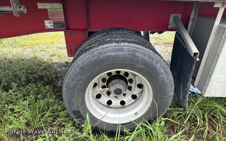 image for item EU2181 2016 Wilson CF-1080 flatbed trailer