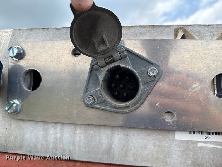 image for item EU2182 1998 Transcraft Eagle W2 flatbed trailer