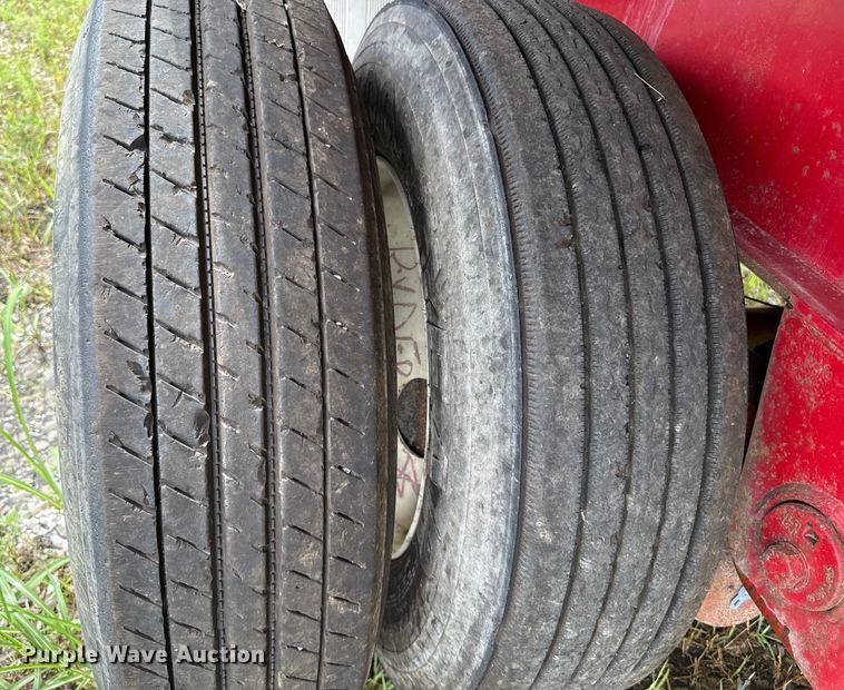 image for item EU2182 1998 Transcraft Eagle W2 flatbed trailer