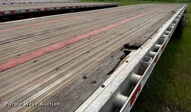 image for item EU2187 2014 Great Dane FLP-0024-00048 flatbed trailer