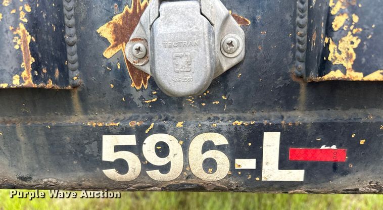 image for item EU2188 2013 Dorsey extendable flatbed trailer