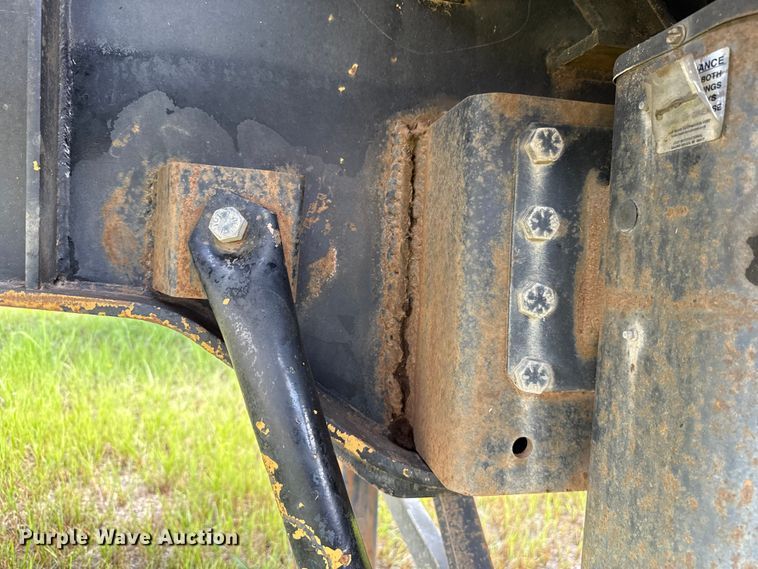 image for item EU2188 2013 Dorsey extendable flatbed trailer