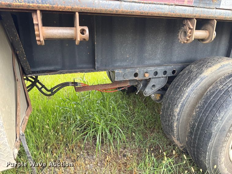 image for item EU2188 2013 Dorsey extendable flatbed trailer