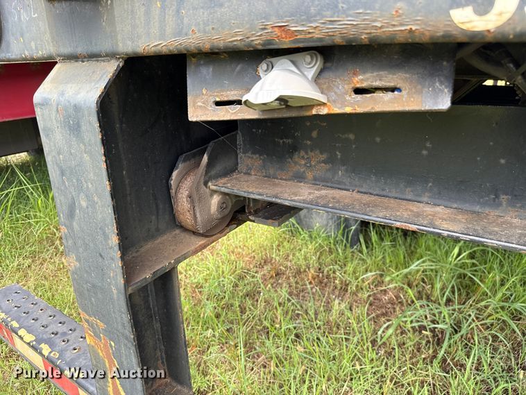 image for item EU2188 2013 Dorsey extendable flatbed trailer