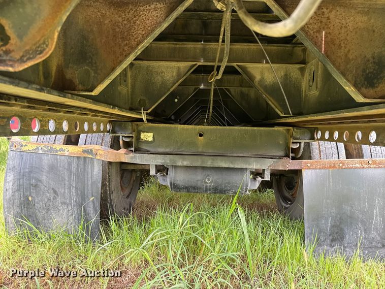 image for item EU2188 2013 Dorsey extendable flatbed trailer