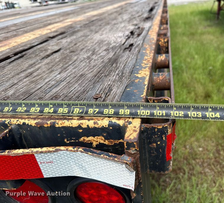 image for item EU2188 2013 Dorsey extendable flatbed trailer