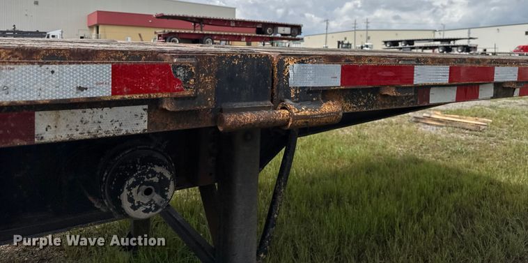 image for item EU2188 2013 Dorsey extendable flatbed trailer