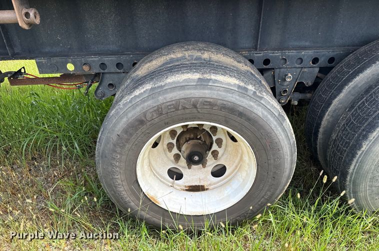 image for item EU2188 2013 Dorsey extendable flatbed trailer