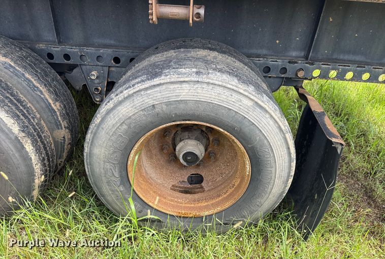 image for item EU2188 2013 Dorsey extendable flatbed trailer