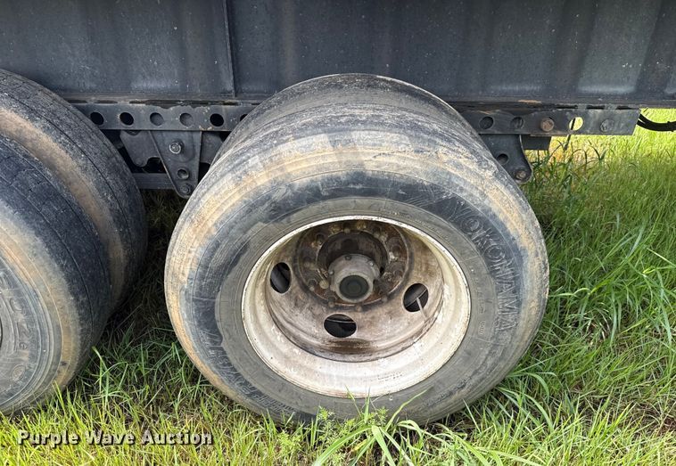 image for item EU2188 2013 Dorsey extendable flatbed trailer