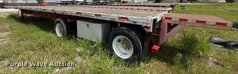 image for item EU2190 1998 Transcraft Eagle W2 flatbed trailer