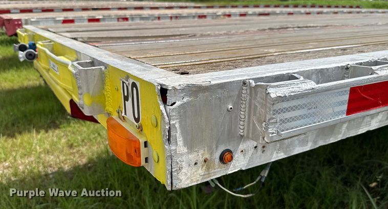 image for item EU2190 1998 Transcraft Eagle W2 flatbed trailer