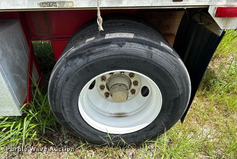 image for item EU2190 1998 Transcraft Eagle W2 flatbed trailer