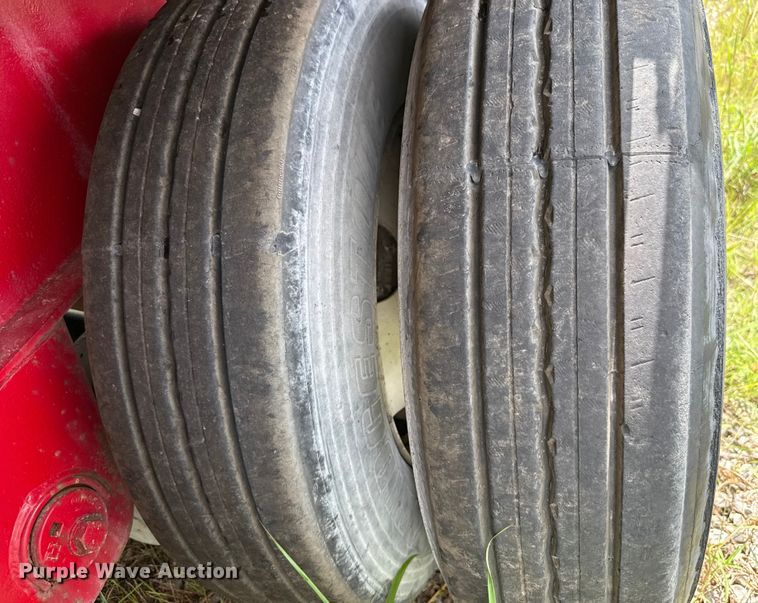 image for item EU2190 1998 Transcraft Eagle W2 flatbed trailer