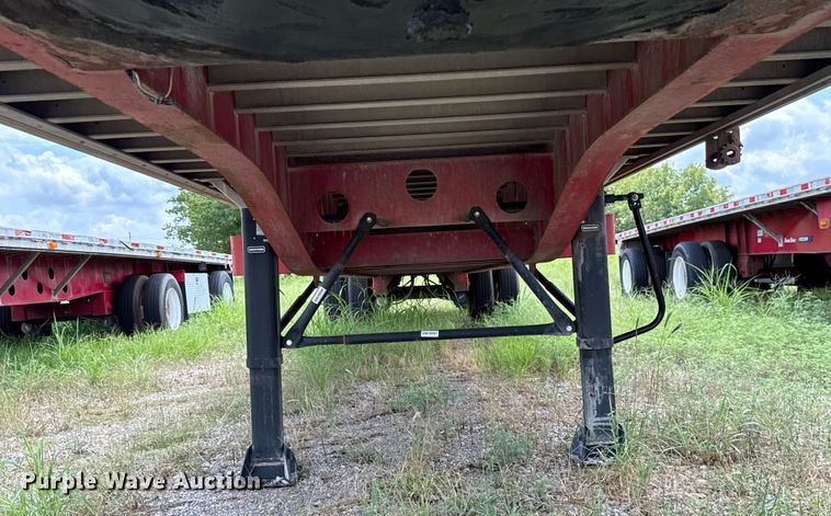 image for item EU2191 2006 Transcraft Eagle N W2 flatbed trailer