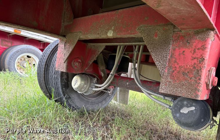 image for item EU2191 2006 Transcraft Eagle N W2 flatbed trailer