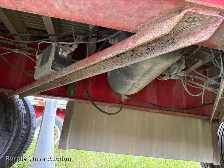 image for item EU2191 2006 Transcraft Eagle N W2 flatbed trailer