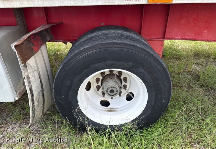 image for item EU2191 2006 Transcraft Eagle N W2 flatbed trailer