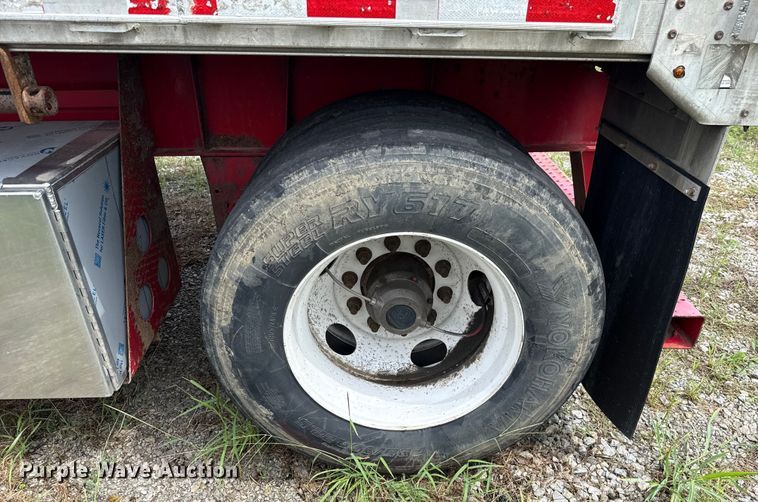 image for item EU2192 2014 Great Dane FLP-0024-00048 flatbed trailer