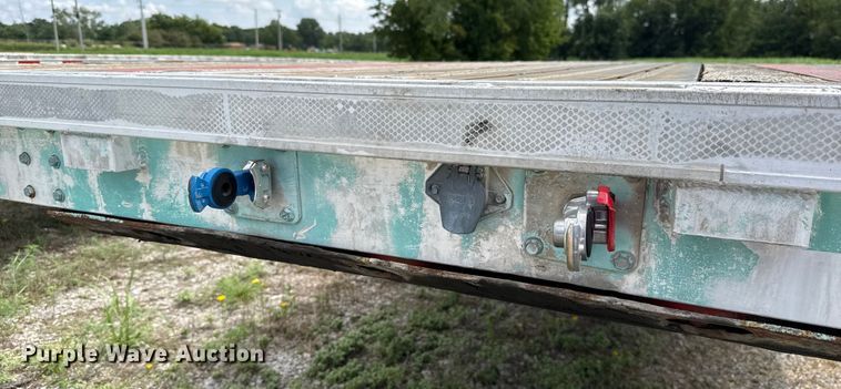 image for item EU2193 2006 Wilson Trailers CF-900 flatbed trailer