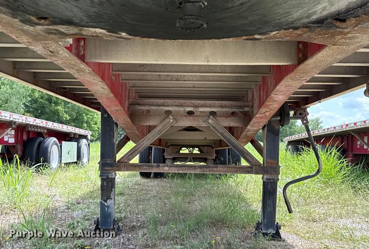 image for item EU2193 2006 Wilson Trailers CF-900 flatbed trailer