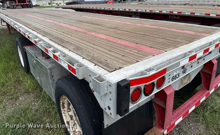 image for item EU2195 2014 Great Dane FLP-0024-00048 flatbed trailer