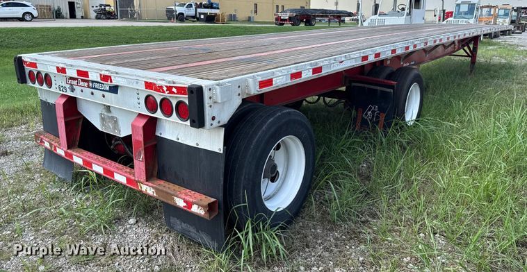 image for item EU2197 2014 Great Dane FLP-0024-00048 flatbed trailer