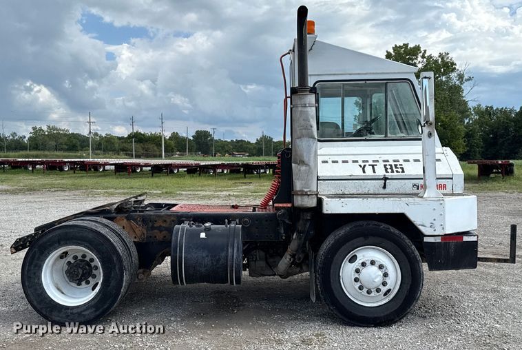 image for item EU2199 Cargotec 4X2 yard truck