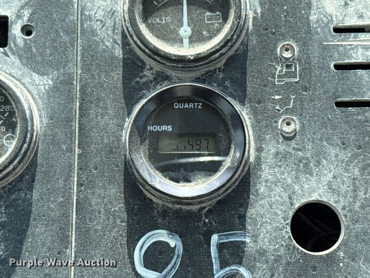 image for item EU2199 Cargotec 4X2 yard truck