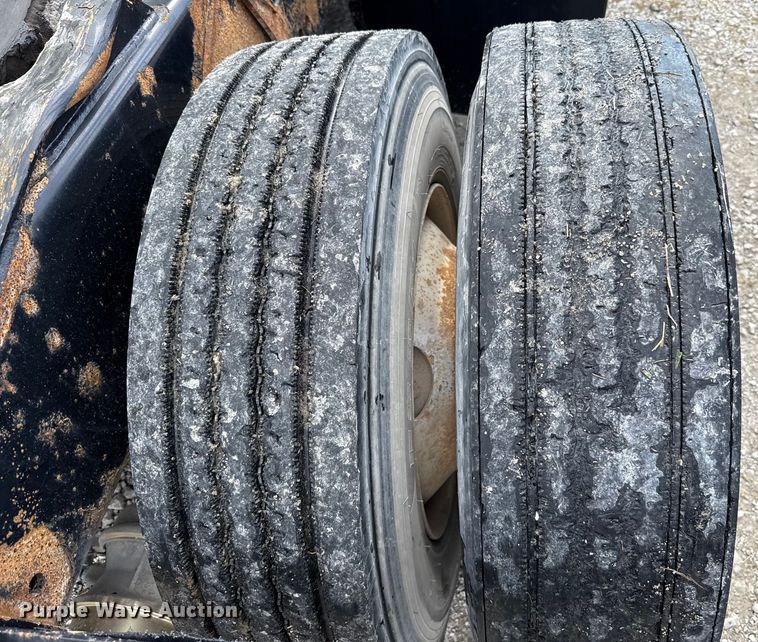 image for item EU2199 Cargotec 4X2 yard truck