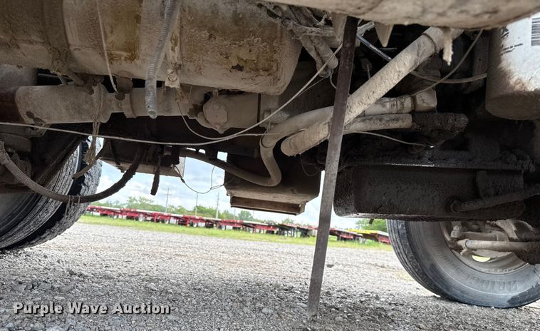 image for item EU2200 Ottawa 30 yard truck