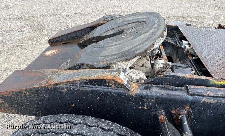 image for item EU2200 Ottawa 30 yard truck