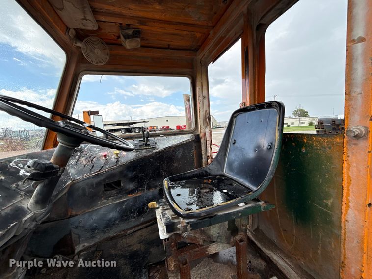 image for item EU2200 Ottawa 30 yard truck