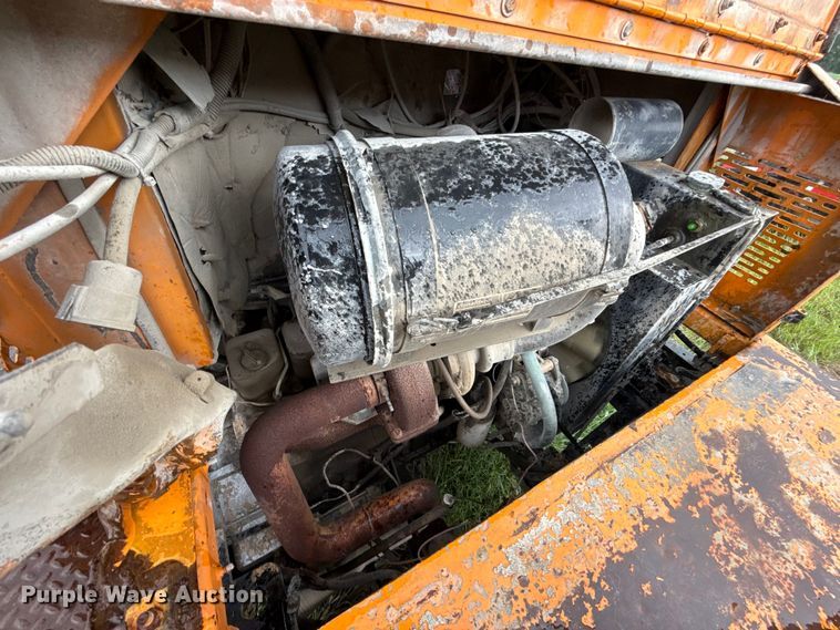 image for item EU2200 Ottawa 30 yard truck