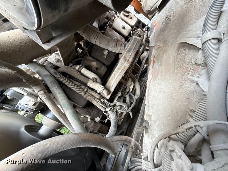 image for item EU2200 Ottawa 30 yard truck