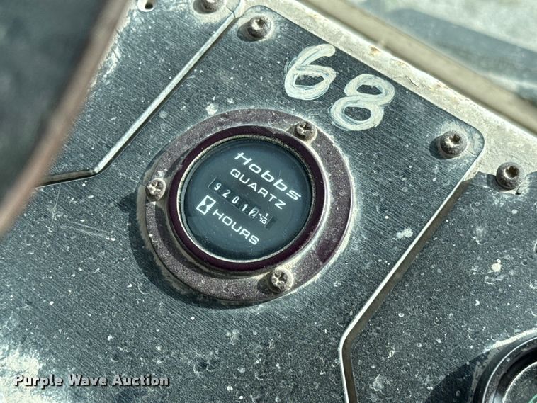 image for item EU2201 1999 Ottawa 30 yard truck