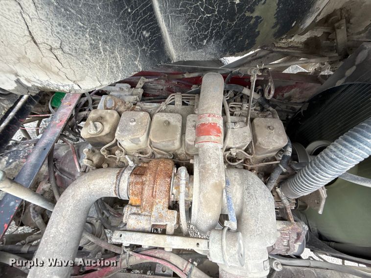 image for item EU2201 1999 Ottawa 30 yard truck