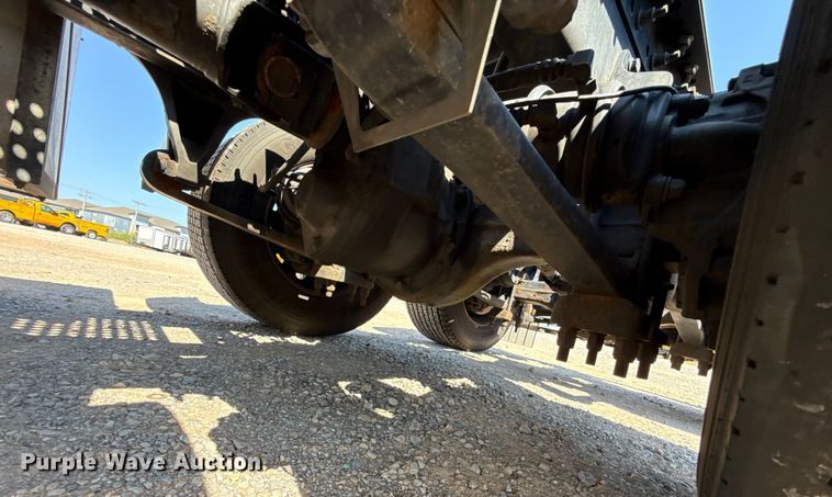 image for item EU2208 2021 International LT625 semi truck